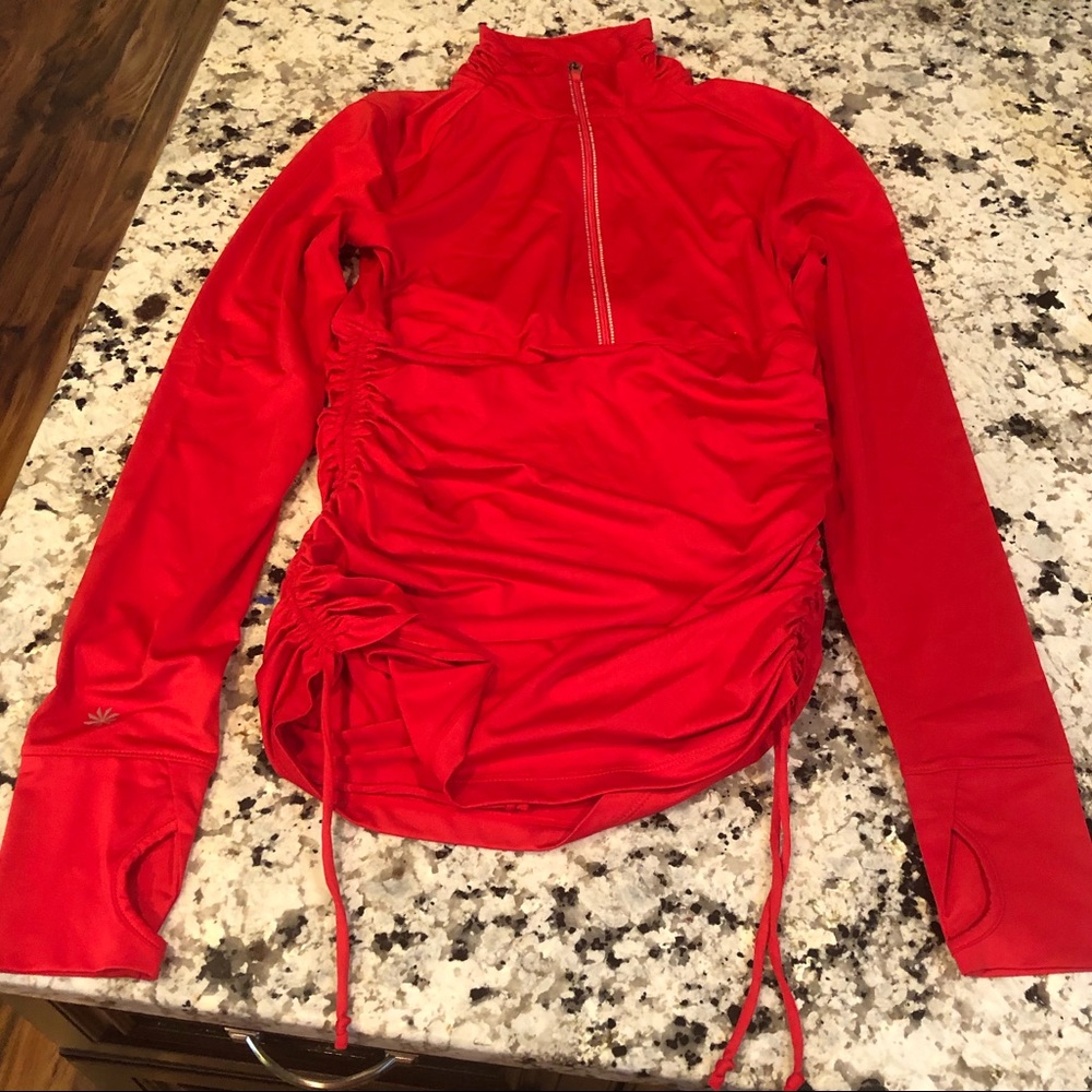 Athleta Hot Shot Performance Top W/ Ruching - Picture 2 of 13